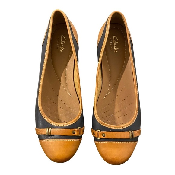 Clarks Henderson Bird Leather Flats - Picture 10 of 10